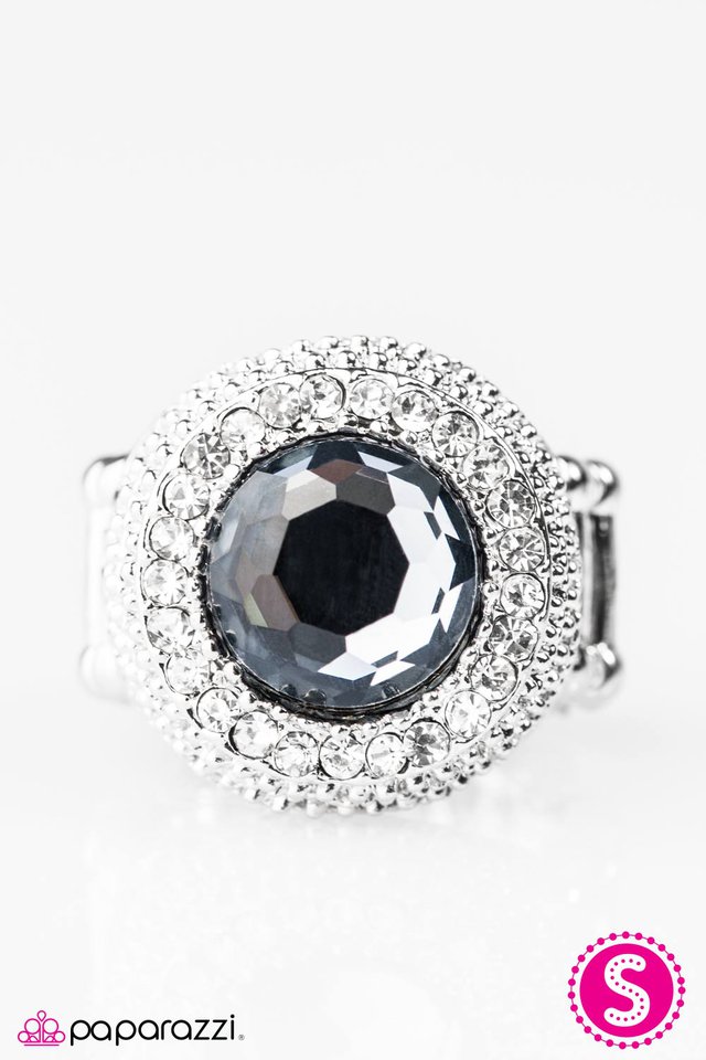 Paparazzi ♥ Royally Crystalline - Silver ♥ Ring