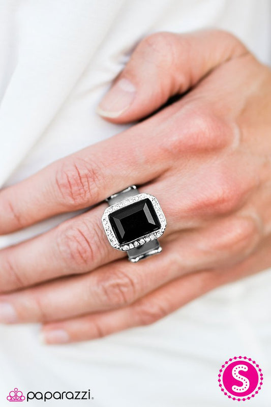 queens-court-black-p4re-bkxx-077xx