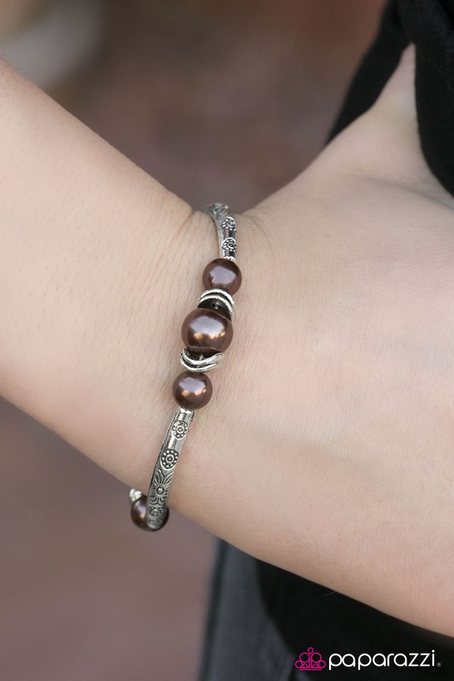 waltz-of-the-flowers-brown-p9re-bnxx-042xx