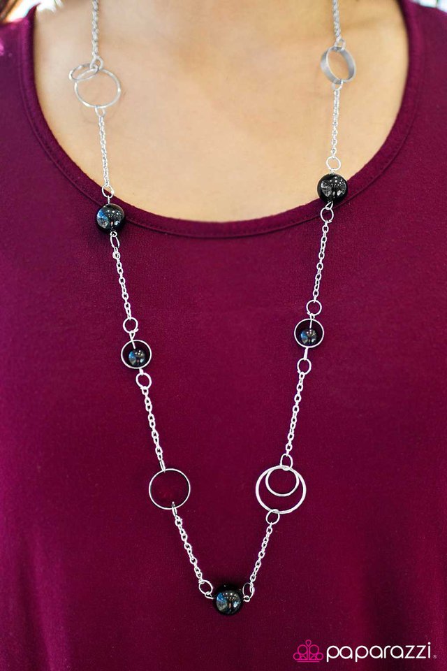 sing-me-a-song,-mr.-piano-man-black-p2re-bkxx-086xx