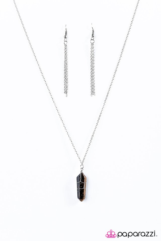 Paparazzi ♥ Tranquil Traveler - Brown ♥ Necklace
