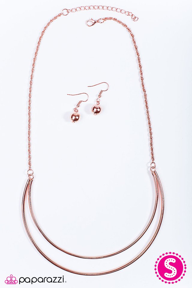 Paparazzi ♥ Moon Goddess - Copper ♥ Necklace