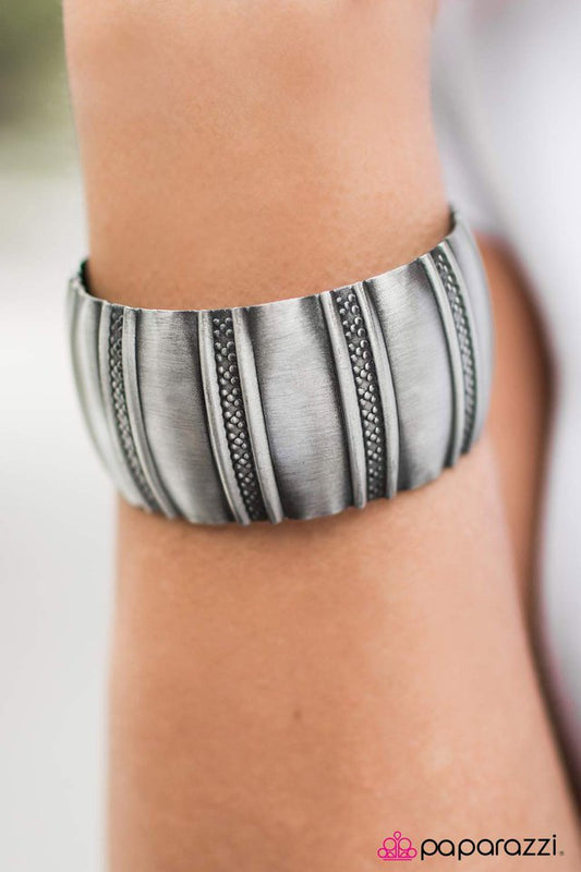 thats-a-cinch-silver-p9in-svxx-069xx