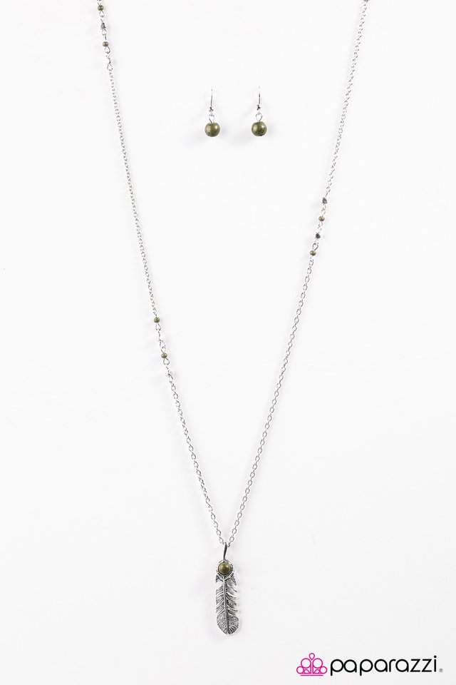 Paparazzi ♥ Songs Of The Phoenix - Green ♥ Necklace