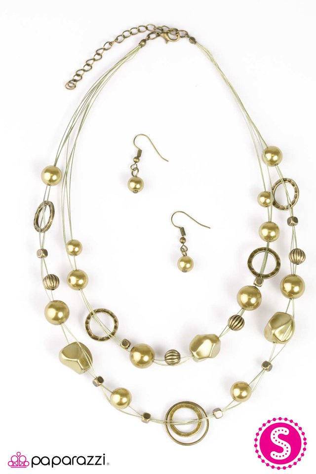 Paparazzi ♥ When I Think Of You - Brass ♥ Necklace