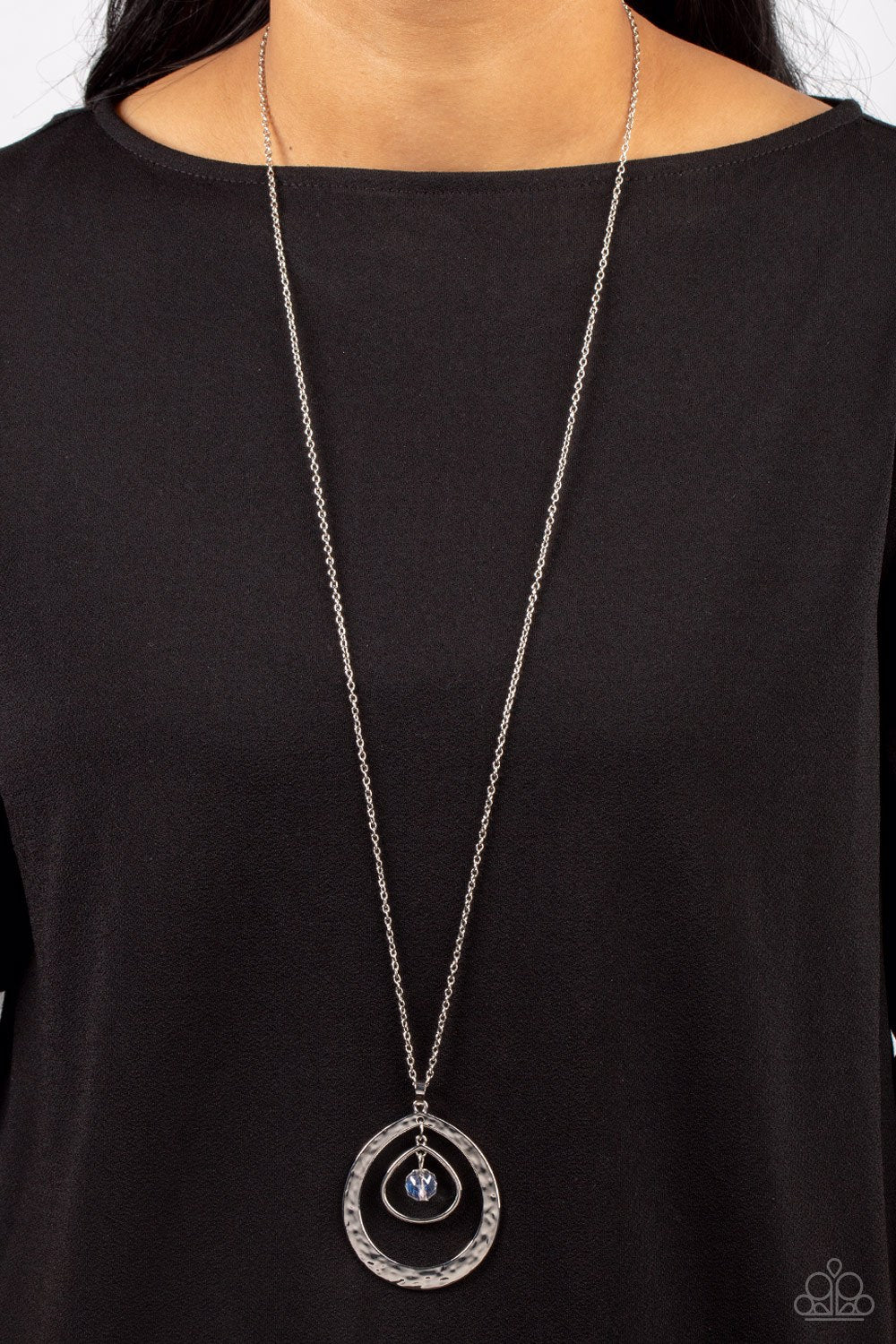 tasteful-teardrops-white-p2re-wtxx-605xx