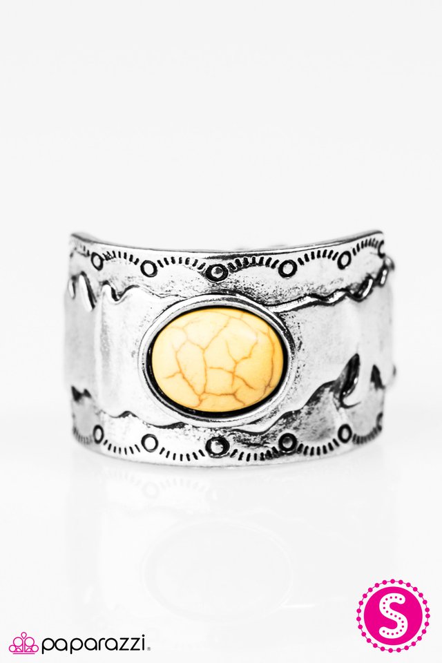 Paparazzi ♥ River Quest - Yellow ♥ Ring