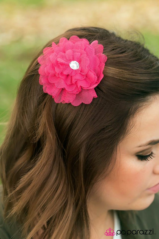 and-jill-came-tumbling-after-pink-p7ca-pkxx-047xx