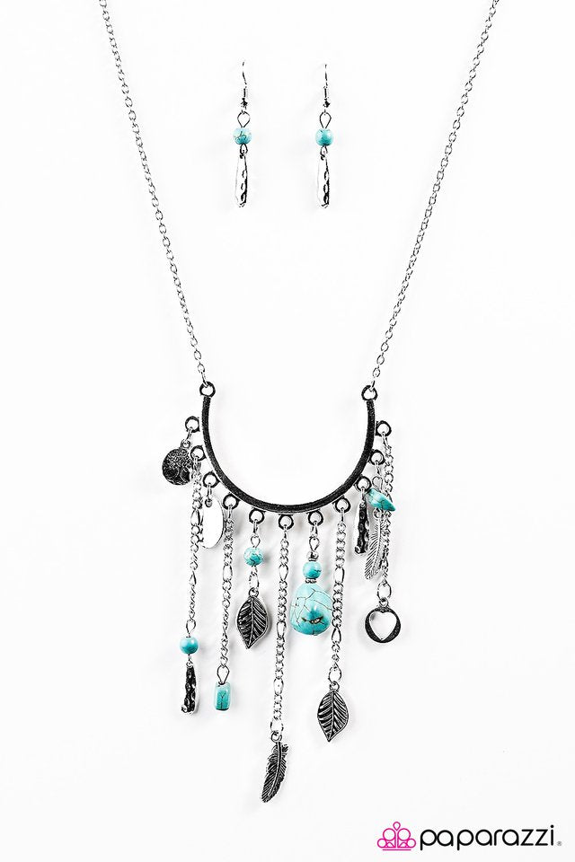 Paparazzi ♥ Lady Luck - Blue ♥ Necklace