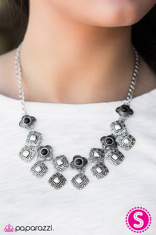 desert-muse-black-p2wh-bkxx-111rn