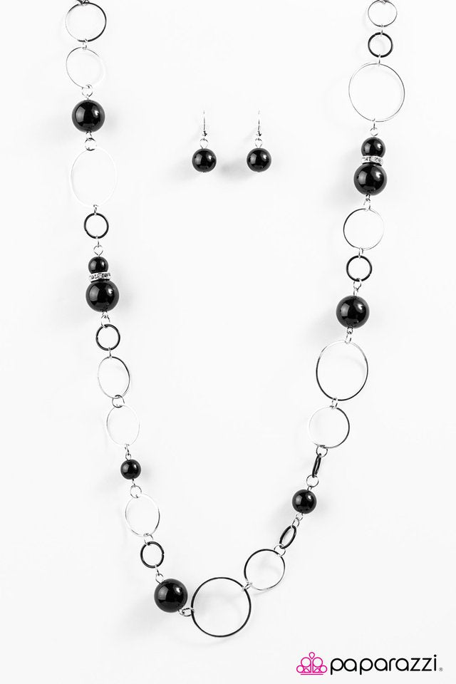 Paparazzi ♥ Musical Reverie - Black ♥ Necklace