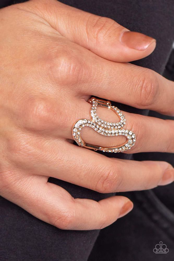 Paparazzi ♥ Gap Year - Gold ♥ Ring – LisaAbercrombie