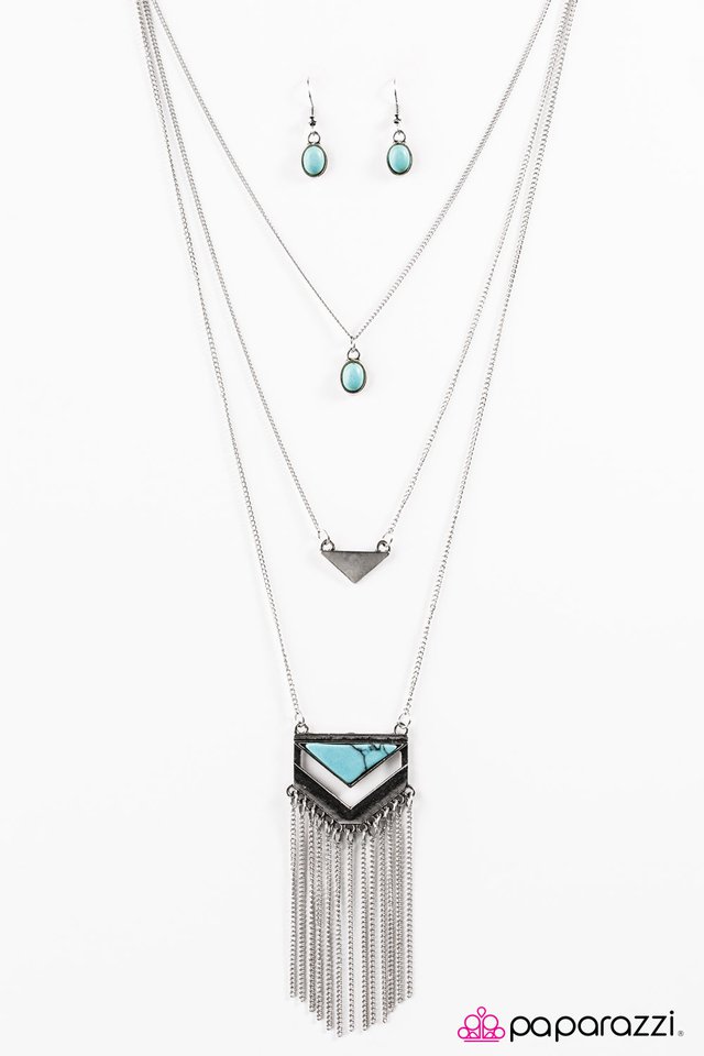 Paparazzi ♥ Rainbow Cliffs - Blue ♥ Necklace