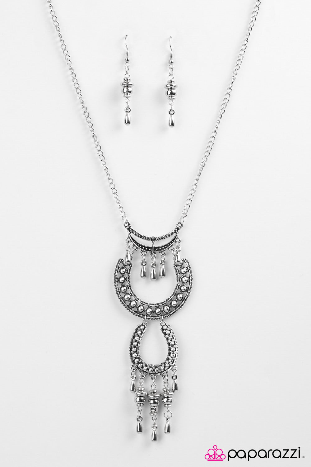 Paparazzi ♥ Thank Your Lucky Stars - Silver ♥  Necklace