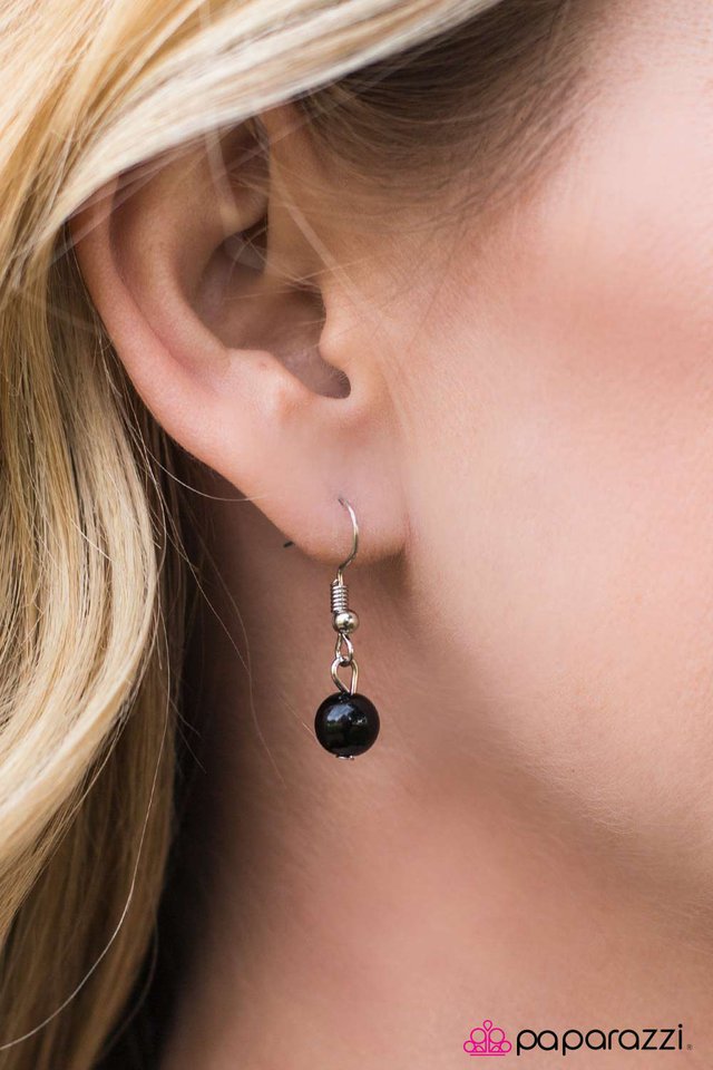 Paparazzi ♥ How Exciting! - Black ♥ Necklace