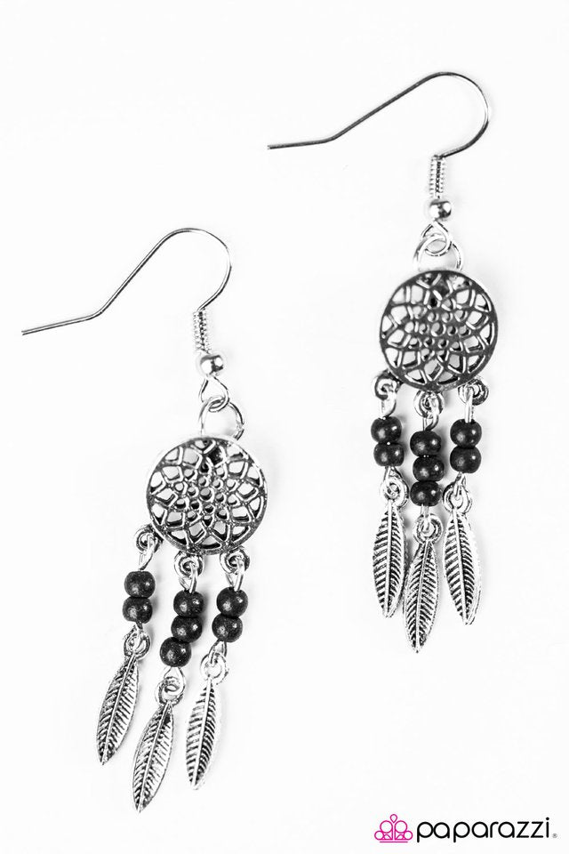 Paparazzi ♥ Desert Vibes - Black ♥ Earrings
