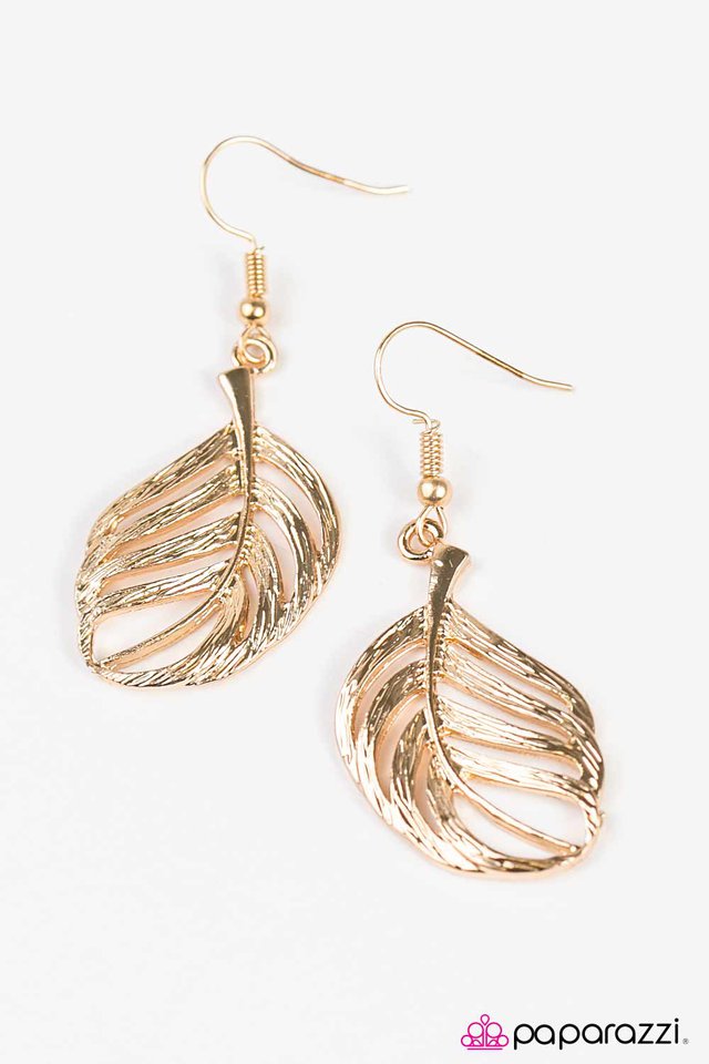 Paparazzi ♥ Let There Be FLIGHT! - Gold ♥ Earrings