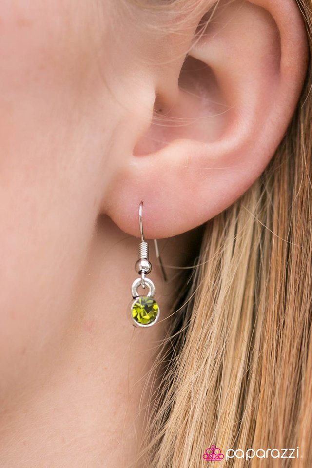 Paparazzi ♥ The Key To Love - Green ♥ Necklace