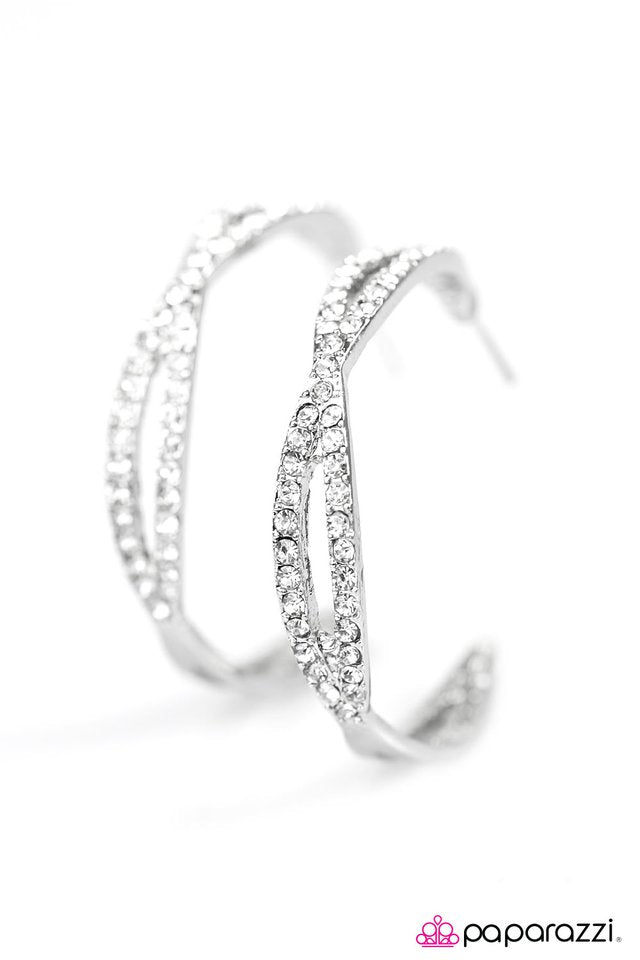 Paparazzi ♥ Off the Rails - White ♥ Earrings