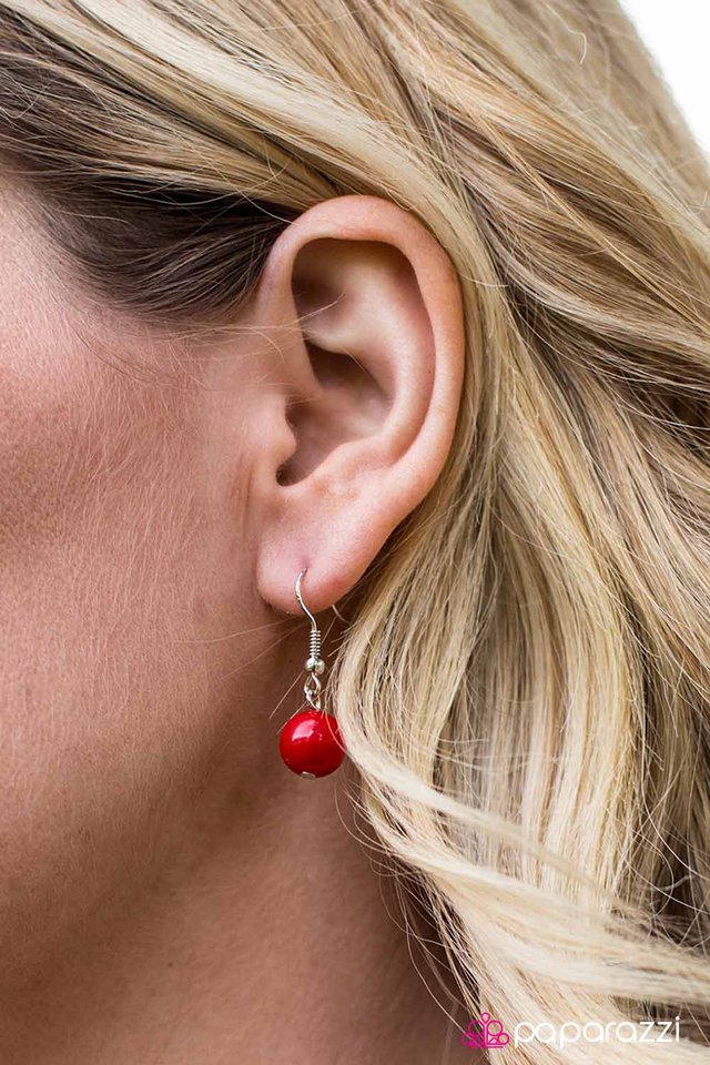 Paparazzi ♥ Colorful Wonder - Red ♥ Necklace