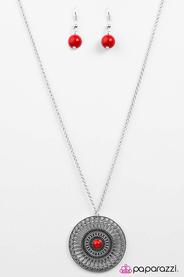 Paparazzi ♥ Colorful Wonder - Red ♥ Necklace