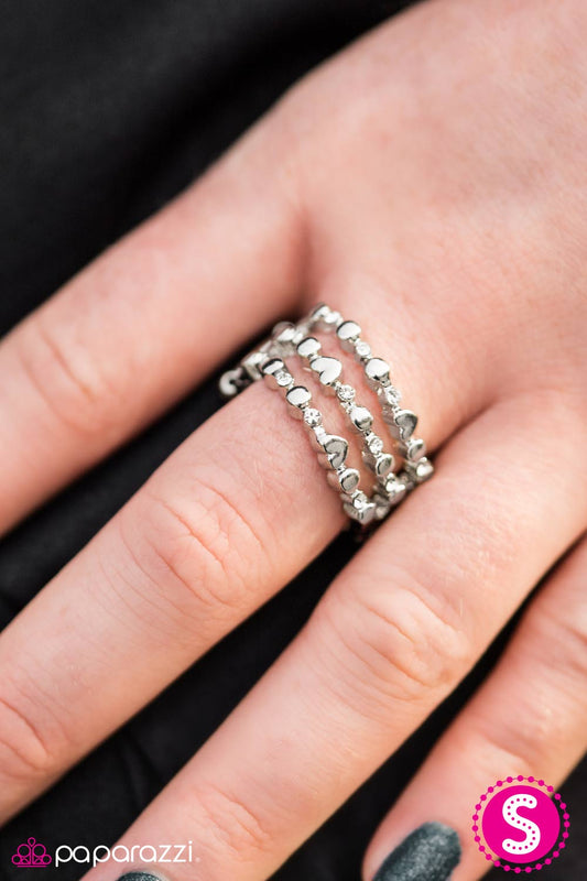 happy-hearts-white-p4re-wtxx-134xx