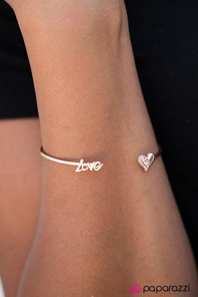 let-your-heart-be-your-compass-gold-p9wh-gdxx-038xx