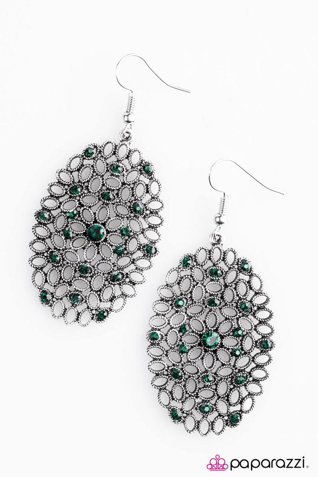 Paparazzi ♥ Lusting For Luster - Green ♥ Earrings