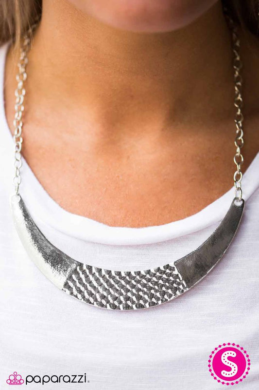 bow-to-me-silver-p2ed-svxx-066xx