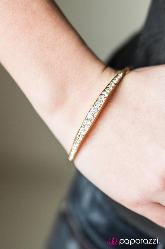 rub-some-glitter-on-it-gold-p9re-gdxx-064xx