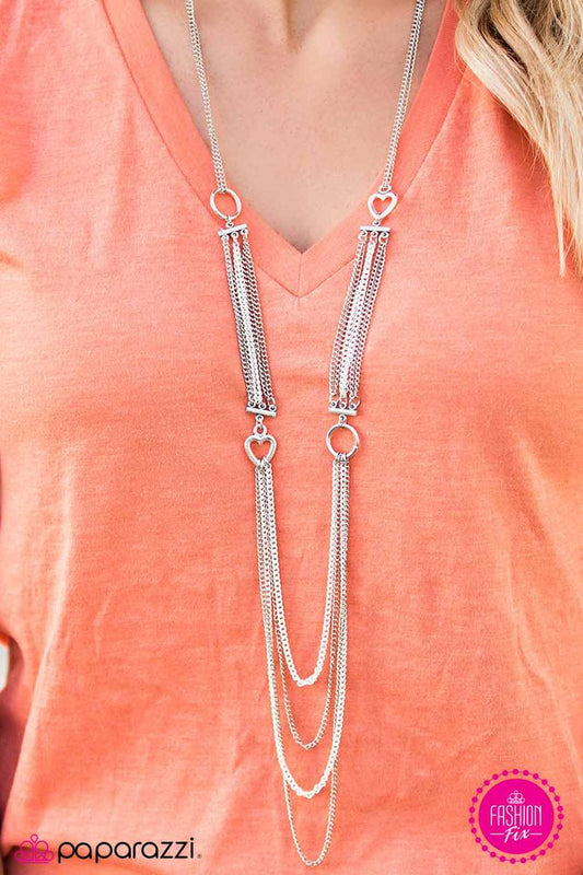 a-good-man-is-heart-to-find-white-p2wh-wtxx-128tj