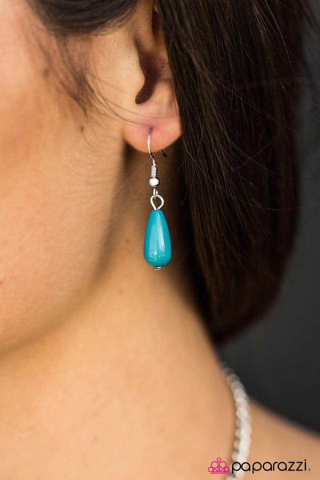 Paparazzi ♥ Daredevil - Blue ♥ Necklace