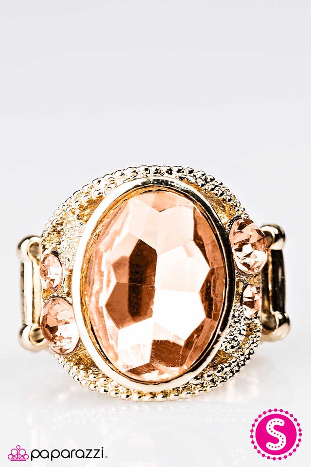 Paparazzi ♥ Big Talk - Gold ♥ Ring