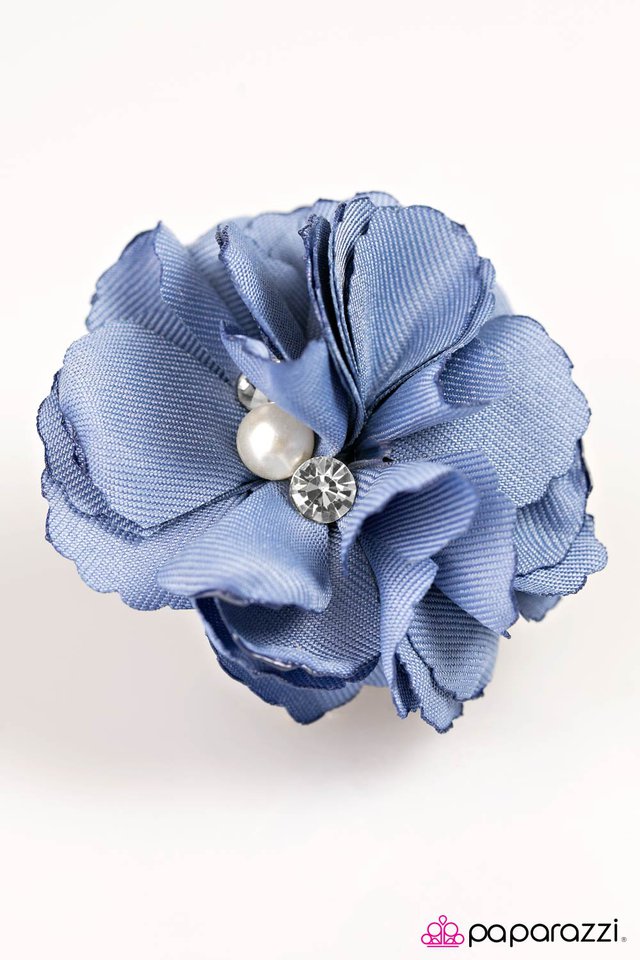 Paparazzi ♥ Compare and Contrast - Blue ♥ Hair Clip