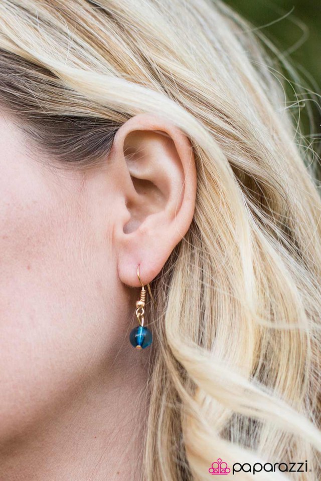 Paparazzi ♥ Fortune Smiles Upon You - Blue ♥ Necklace