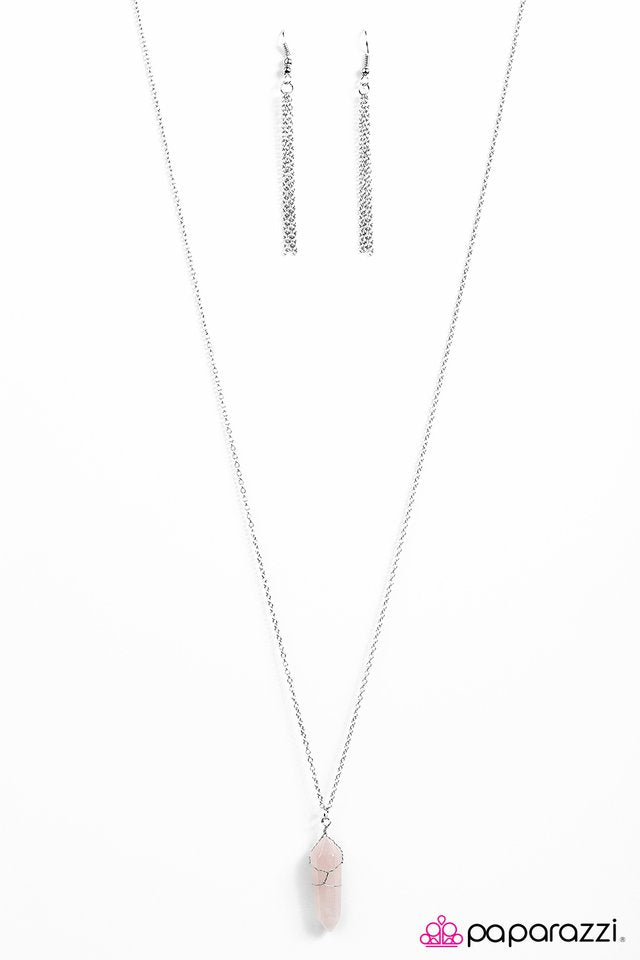 Paparazzi ♥ Tranquil Traveler - Pink ♥ Necklace