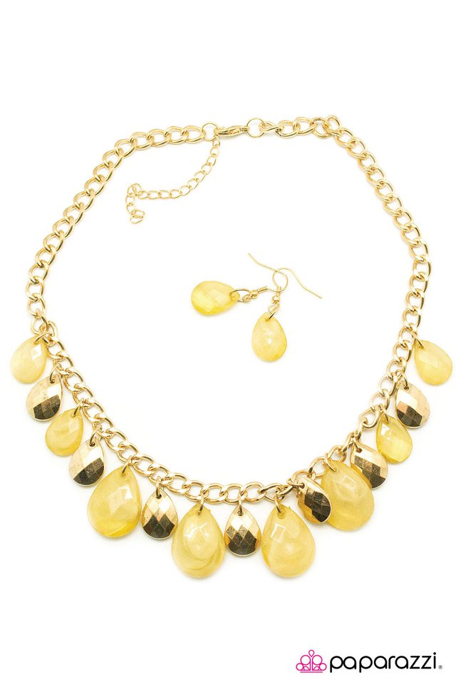Paparazzi ♥ Misted With a Chance of Gold ♥ Necklace