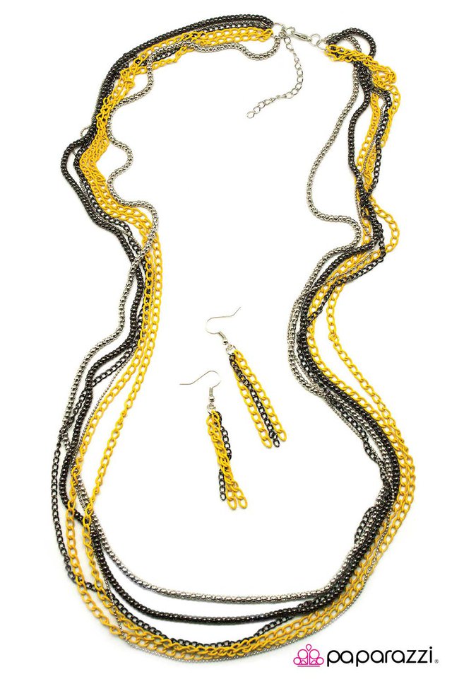 Paparazzi ♥ Under the City Lights - Yellow ♥ Necklace