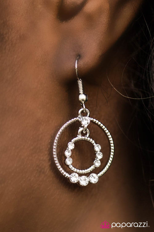 on-the-bubble-white-p5da-wtxx-037xx
