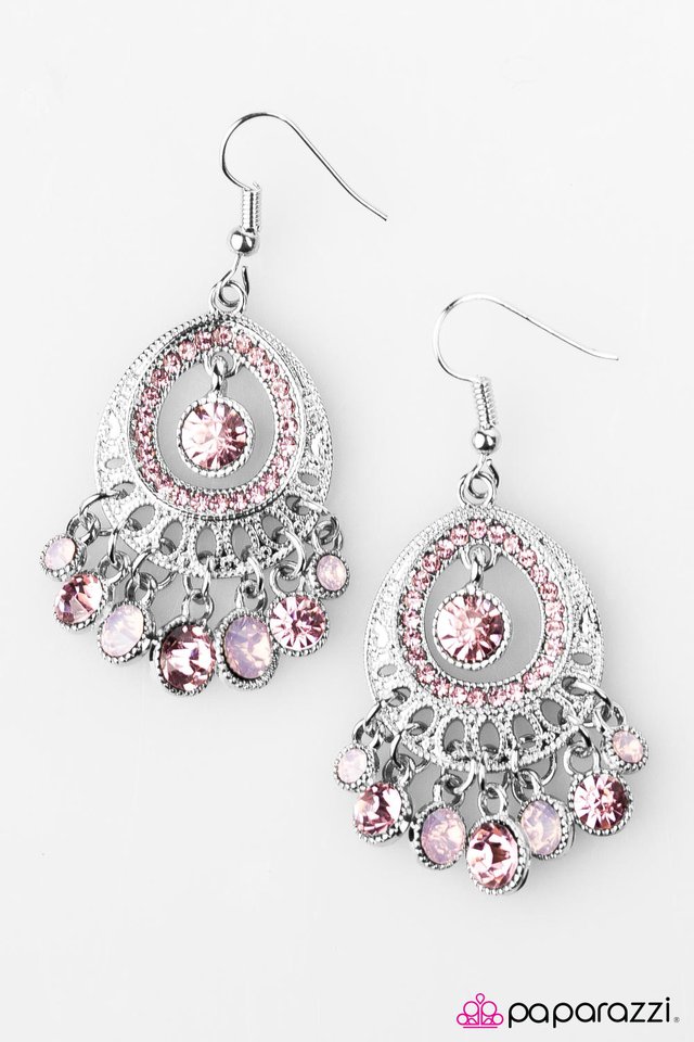 Paparazzi ♥ Richly Radiant - Pink ♥ Earrings