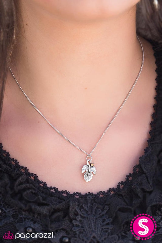 leaf-ing-home-brown-p2da-bnxx-035xx