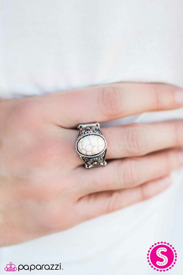 fiji-finesse-white-p4se-wtxx-061xx