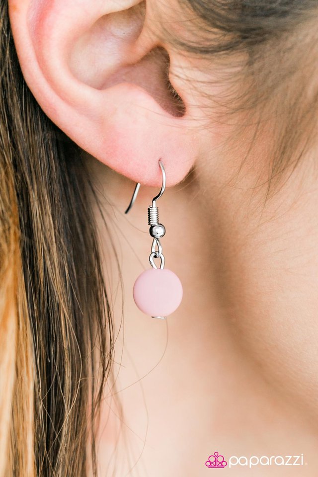 Paparazzi ♥ Dreamy Daydreams - Pink ♥ Necklace