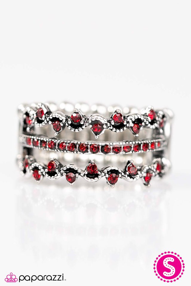 Paparazzi ♥ Dancing Lights - Red ♥ Ring