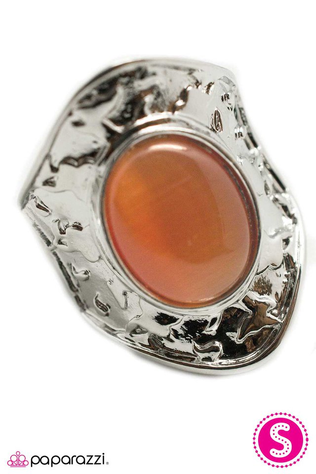Paparazzi ♥ Statement of a Generation - Orange ♥ Ring