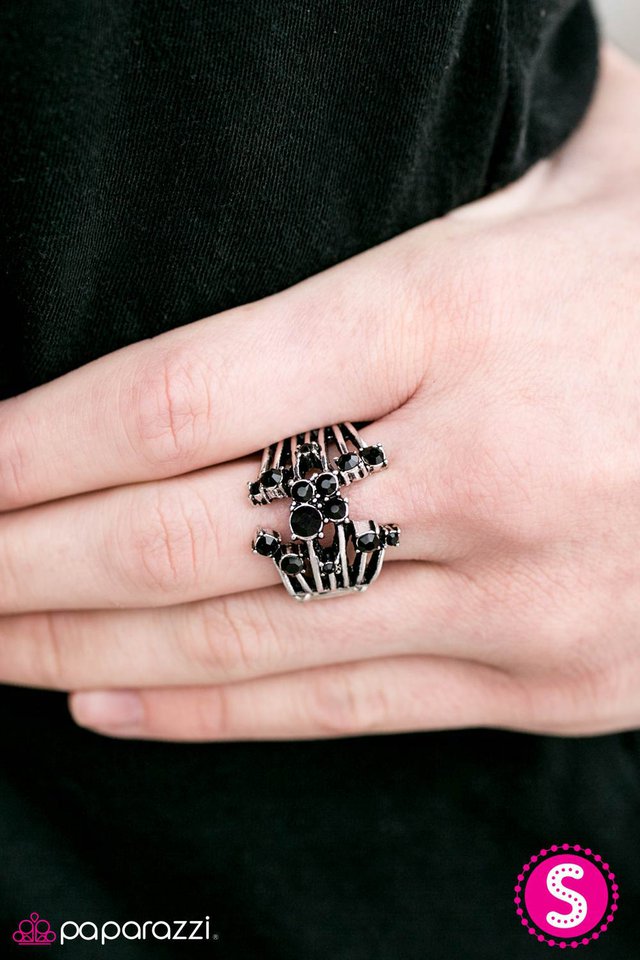 city-spark-black-p4re-bkxx-083xx