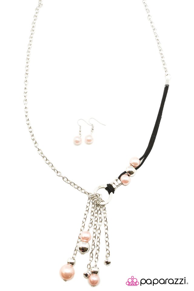 Paparazzi ♥ Fight Like a Girl - Pink ♥ Necklace