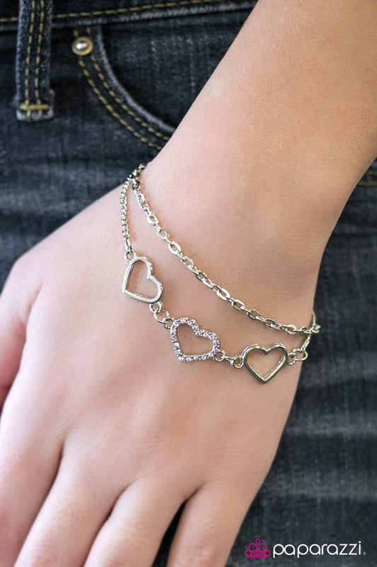 love-is-everywhere-p9wh-prxx-095xx