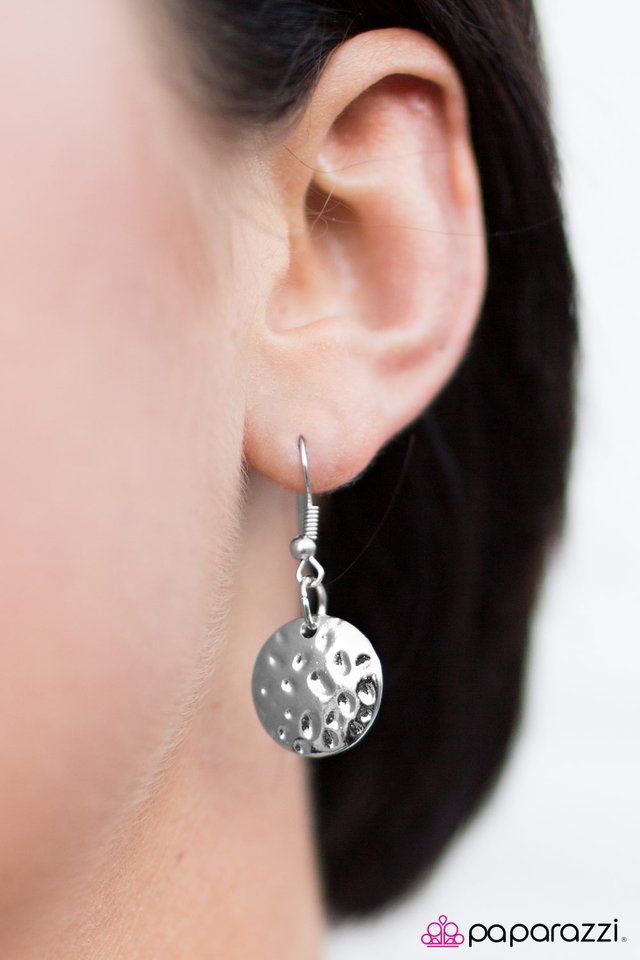 Paparazzi ♥ Triassic Treasure - Multi ♥ Necklace