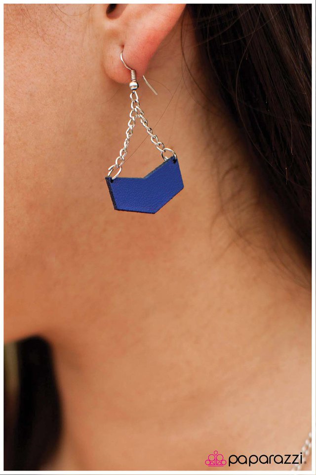 Paparazzi ♥ Third Times a Charm - Blue ♥ Necklace